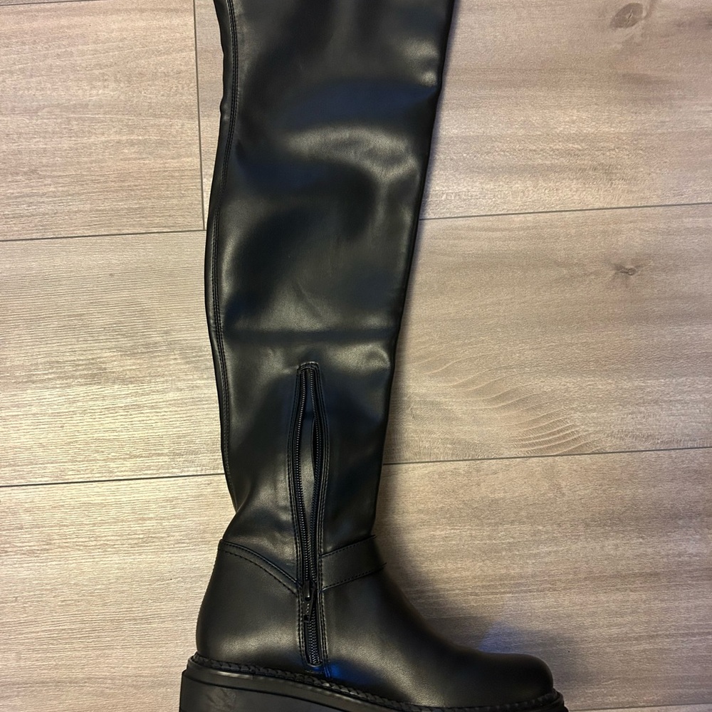 GB Game Changer over the knee lug sole boots - Picture 10 of 13
